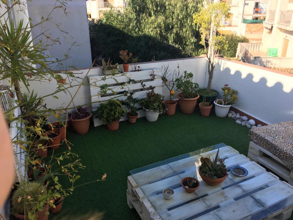 Villa Casa El Rincon De La Geltru Vilanova i la Geltrú Exterior foto